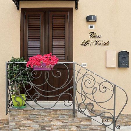 Casa Le Nereidi Apartman Castellammare del Golfo Kültér fotó