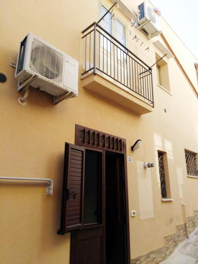 Casa Le Nereidi Apartman Castellammare del Golfo Kültér fotó